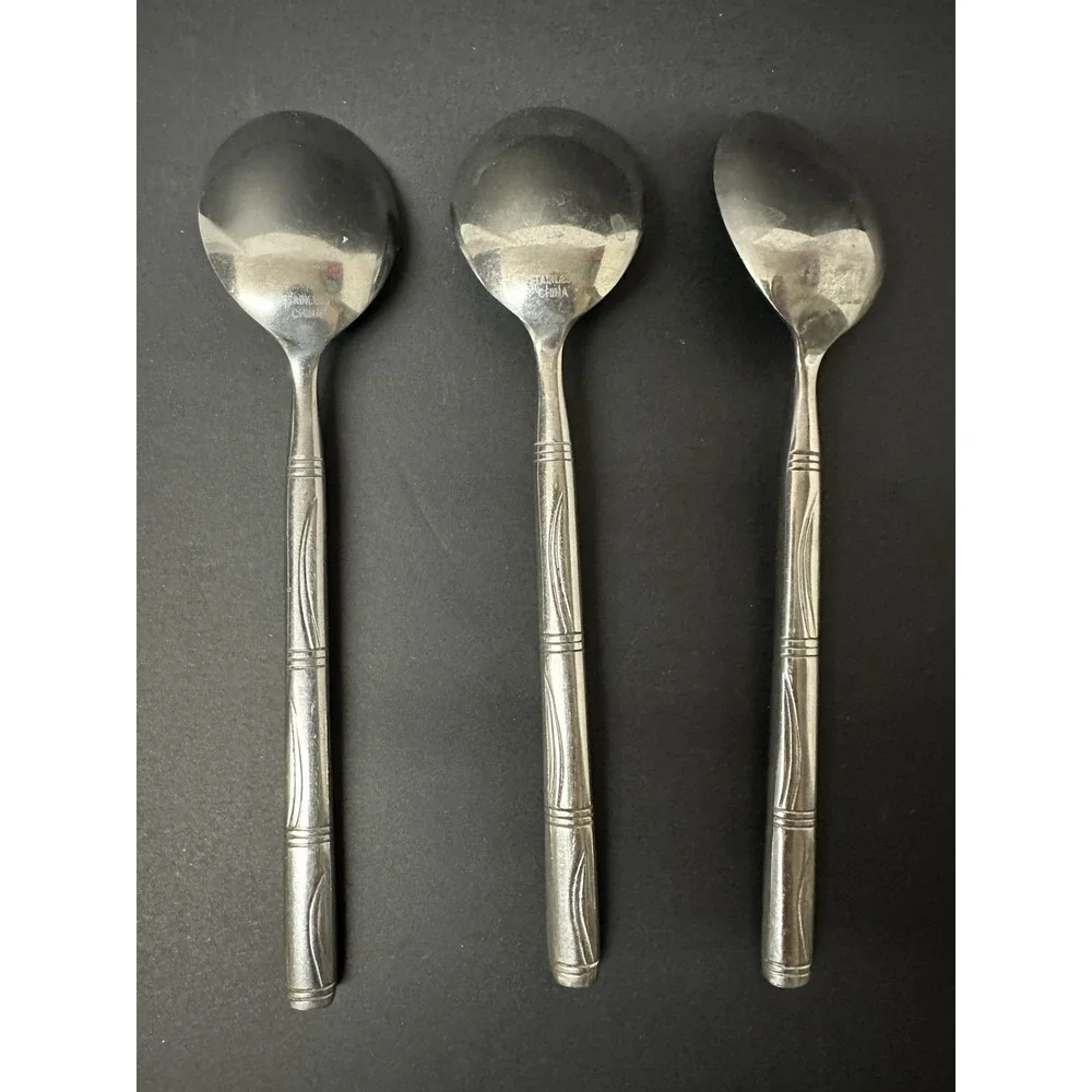 Stainless Flatware Oval Soup Spoons Horizontal Bands Wavy Lines Bamboo-Like Set